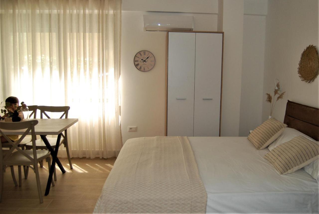 Art Apartment Durres